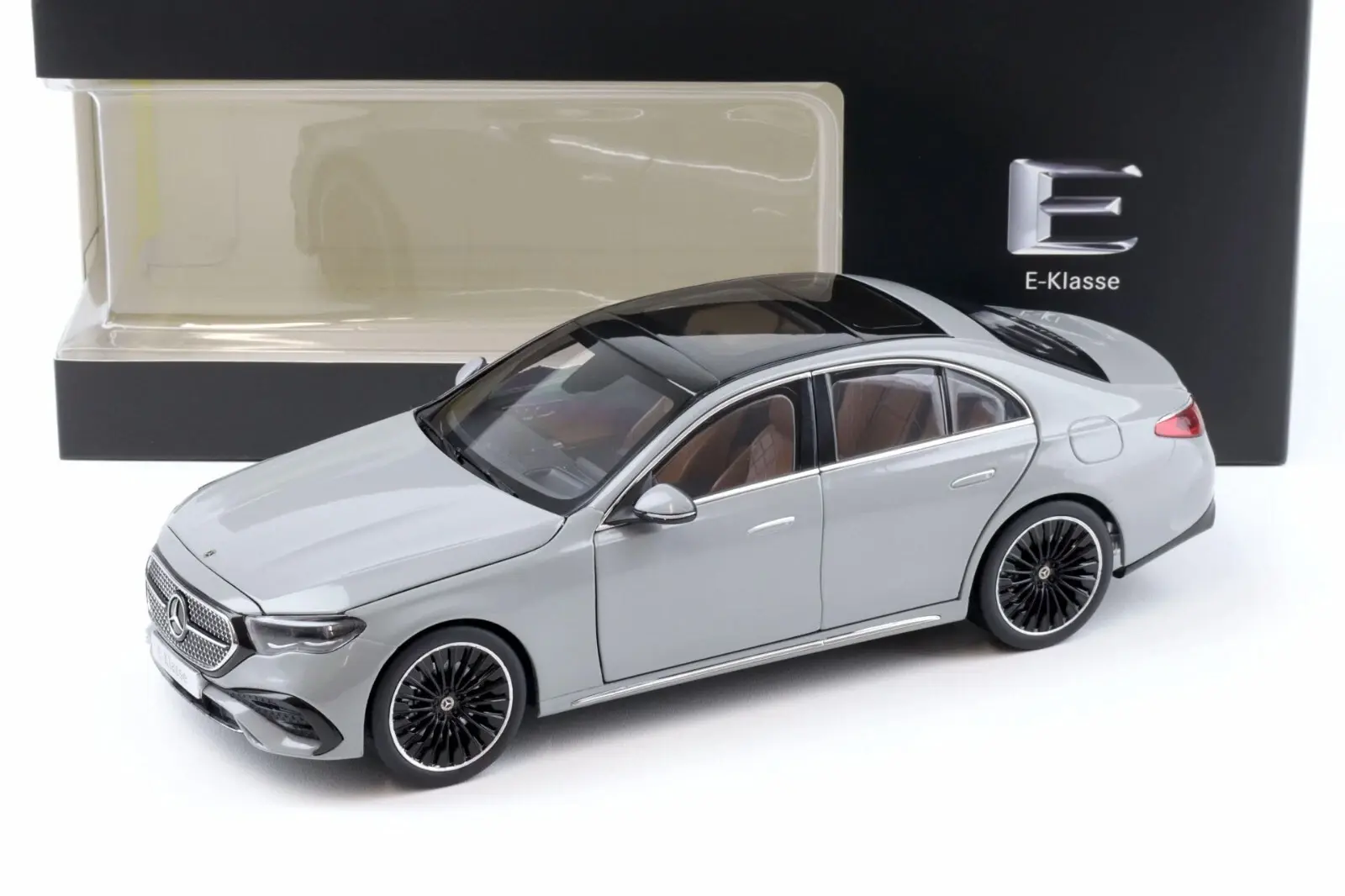 İSCALE MERCEDES-BENZ E CLASS W214 2024 1:18