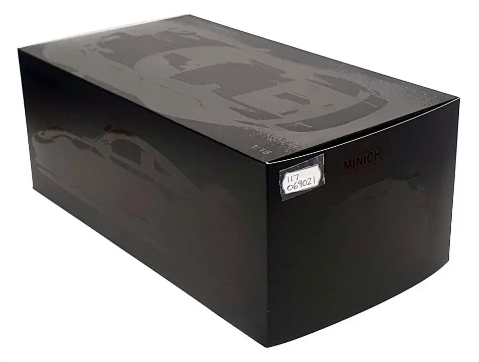 MINICHAMPS PORSCHE 911 GT3 TOURING 2022 1:18 (117069021)