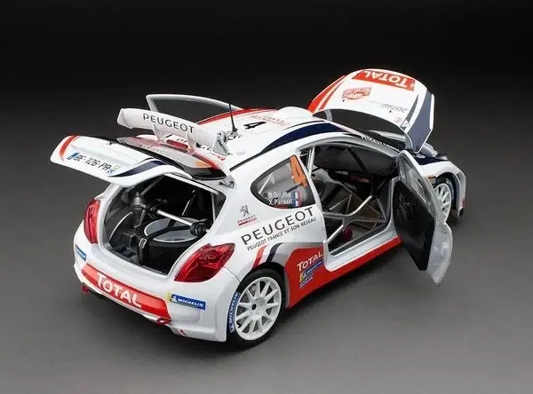 SUNSTAR PEUGEOT 207 S2000 #2 RALLYE AUTOMOBILE MONTE-CARLO 2011 1:18