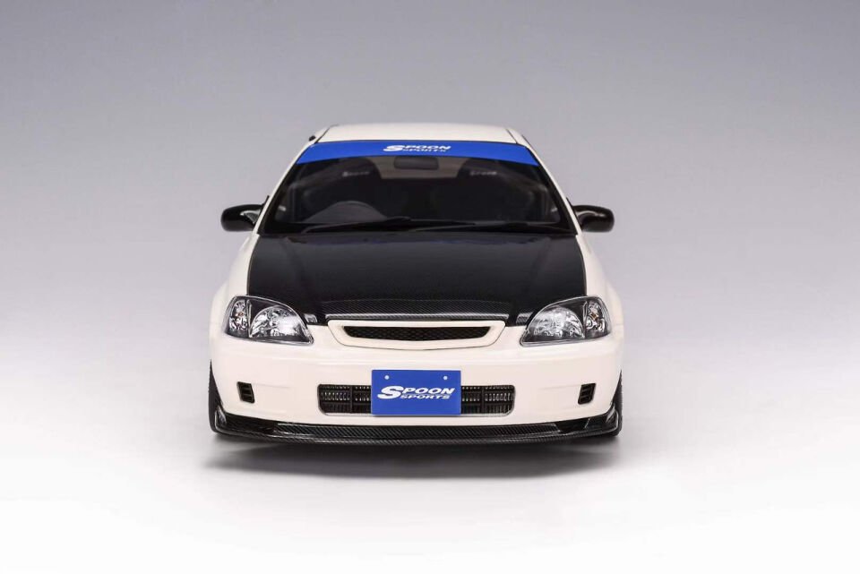 1:18 HONDA CIVIC TYPE R (EK9) SPOON WHITE 1:18