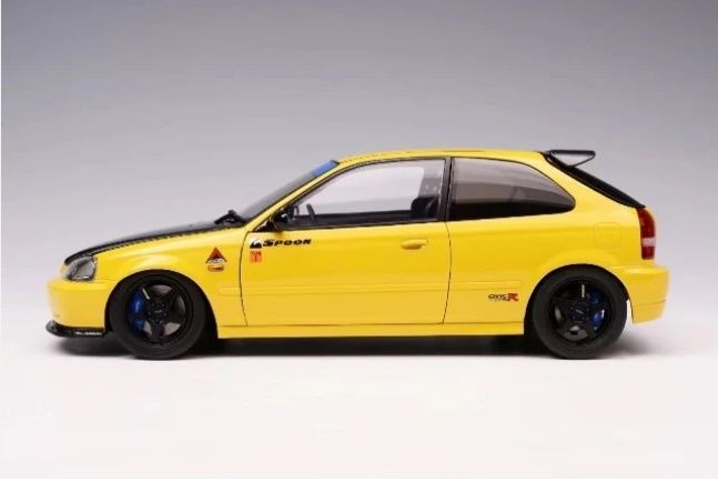 MOTORHELIX HONDA CIVIC TYPE R (EK9) 1:18 (M85016)